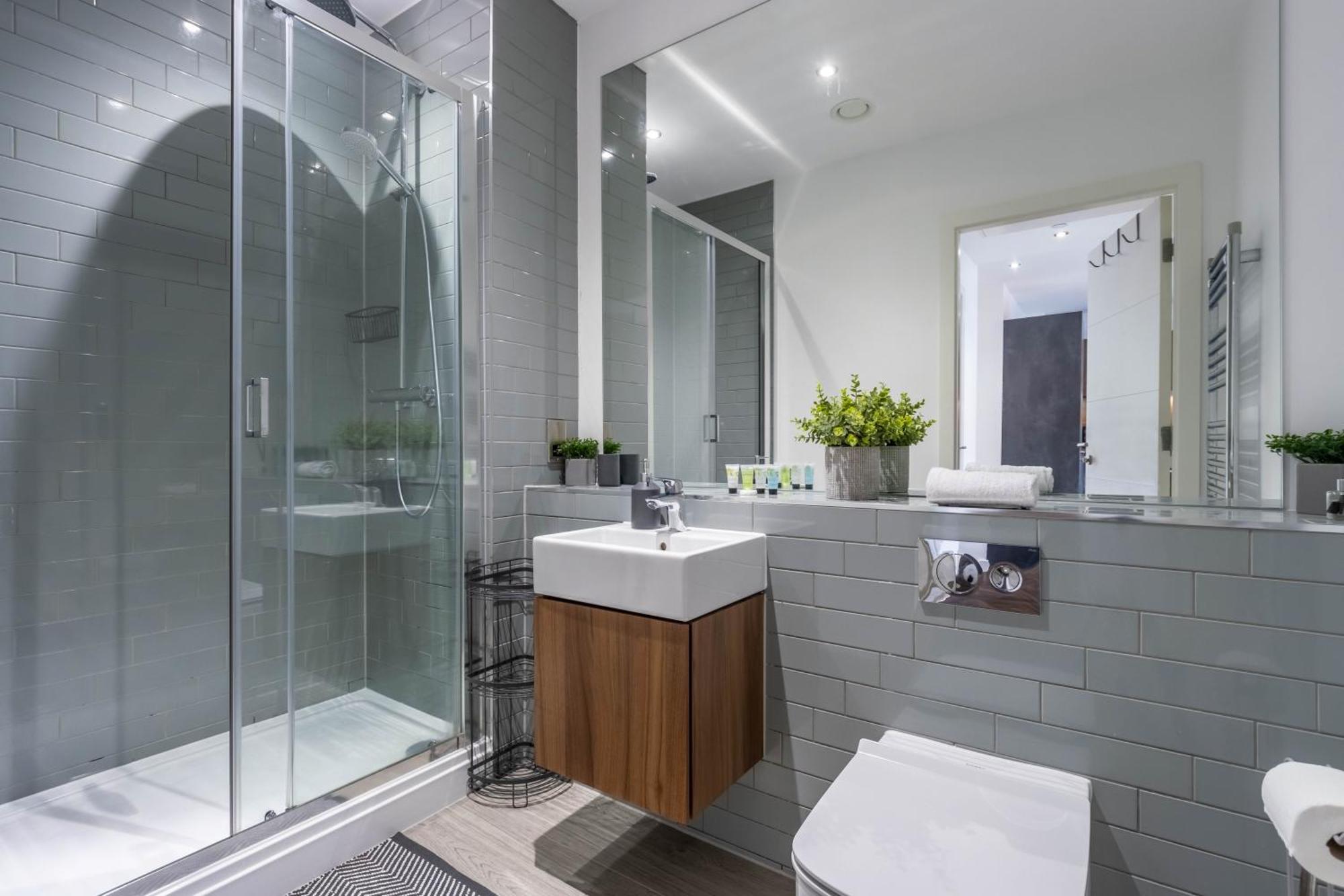 Luxury Apt, Centre, Contractors, Relocations * Birmingham