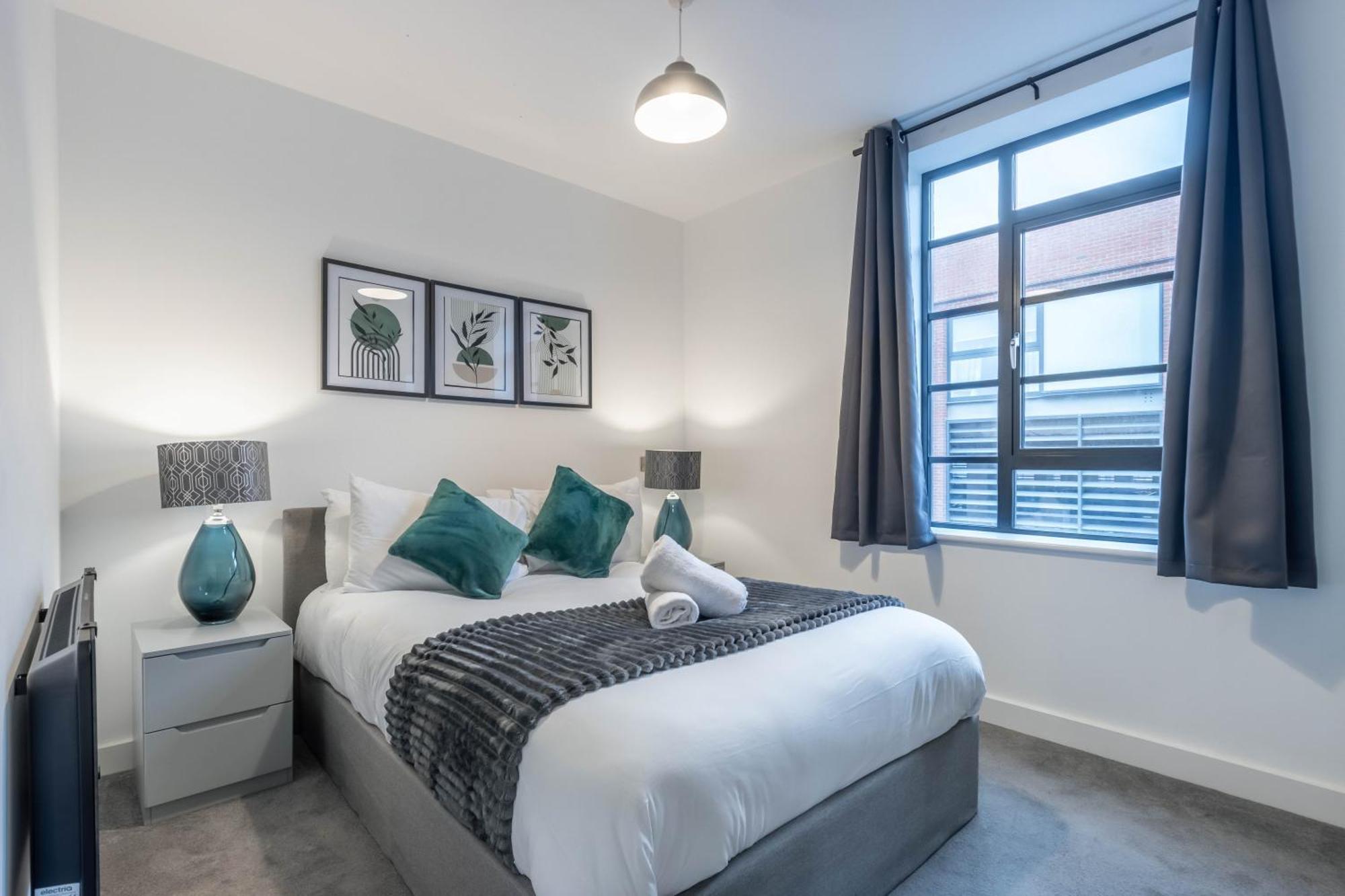 Apartment Luxury Apt, Centre, Contractors, Relocations Birmingham